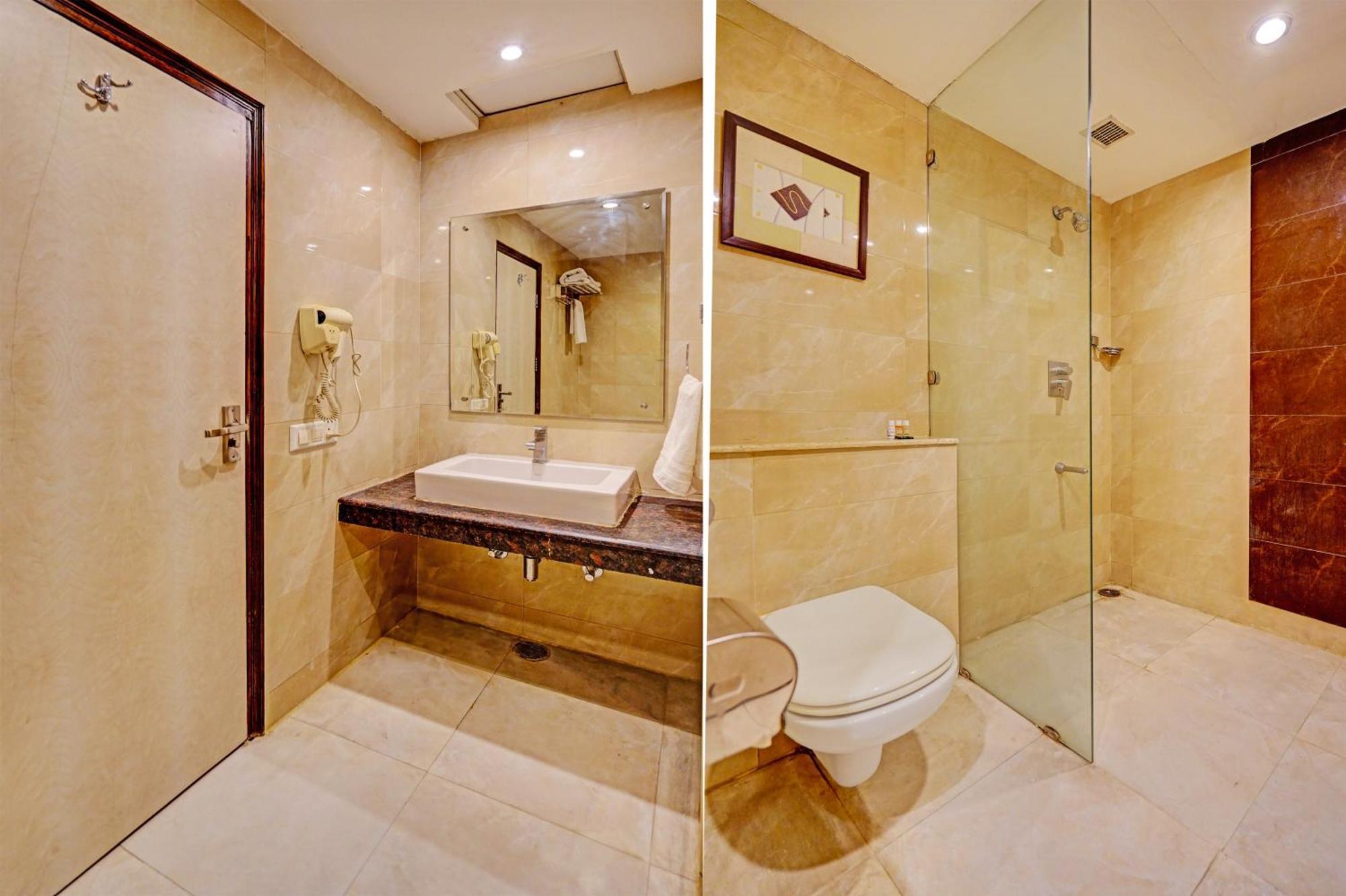 The Frist Collection Hotel Ню Делхи Екстериор снимка